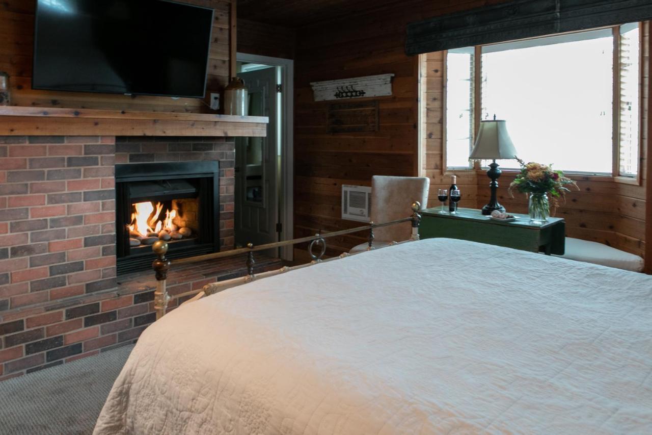 J Patrick Inn Cambria Luaran gambar