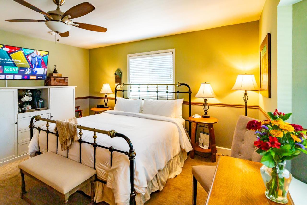 J Patrick Inn Cambria Luaran gambar