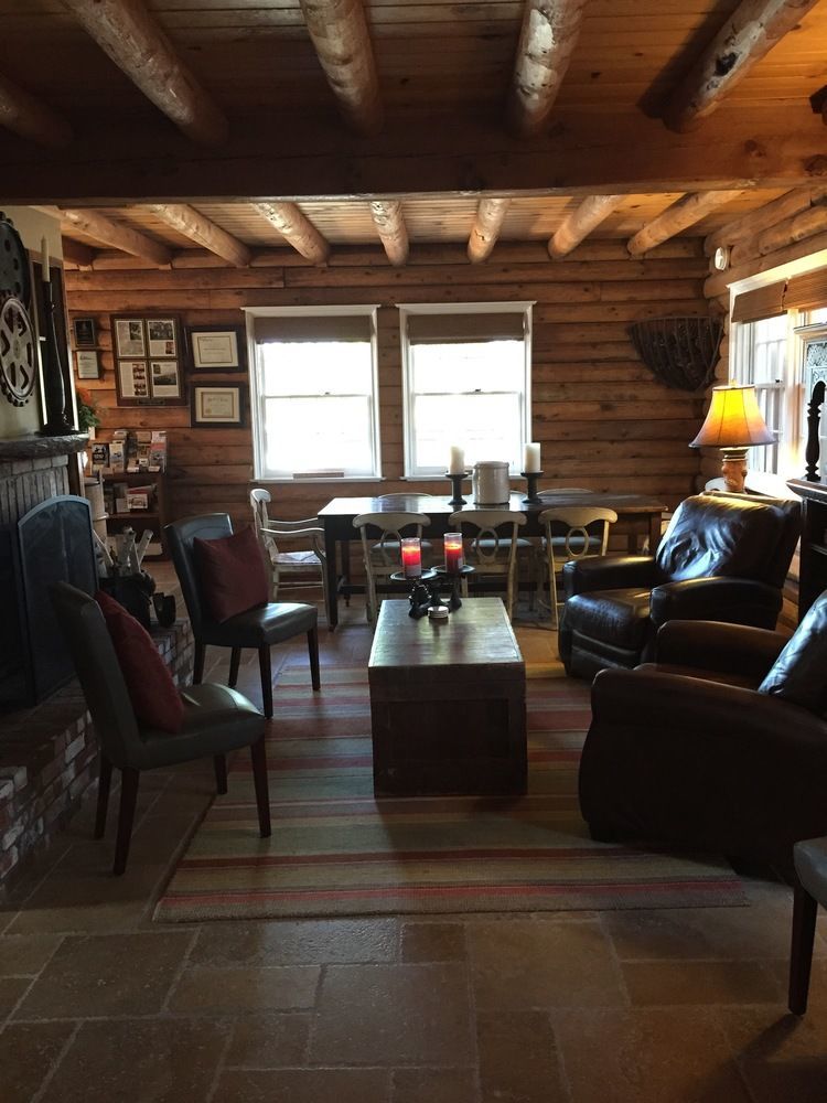 J Patrick Inn Cambria Luaran gambar